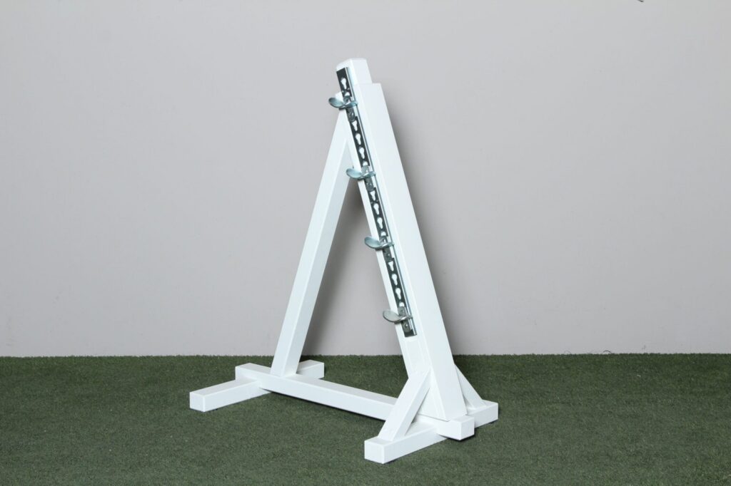 Uitschuifbare staander schuin in hout